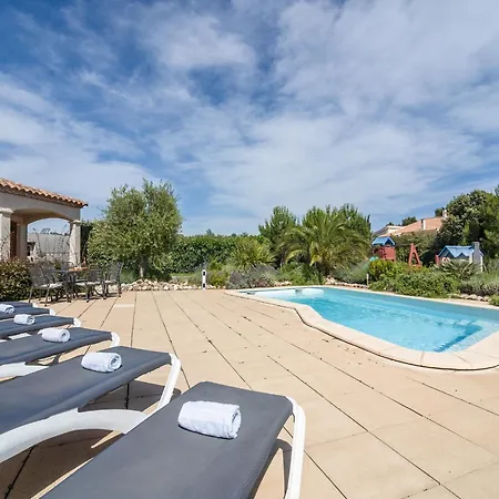 Villa Stylish With Terrace *