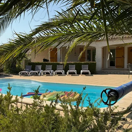 Vila Stylish With Terrace *